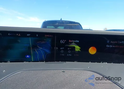 2025 Lincoln Nautilus Reserve z USA, uszkodzony, nr VIN 5LMPJ8KA6SJ921872